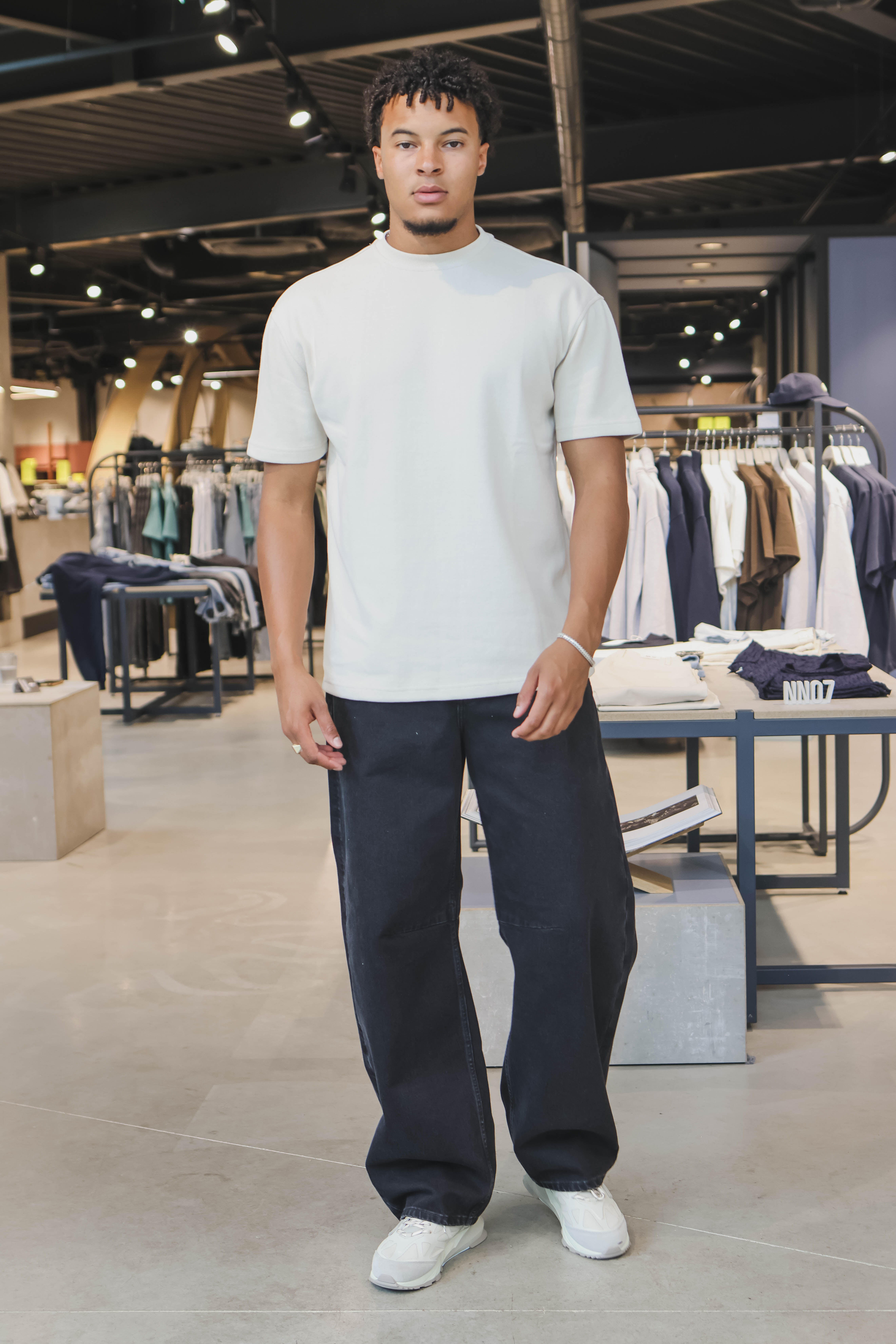 LAW OF THE SEA Heren T-shirt Bruin 2