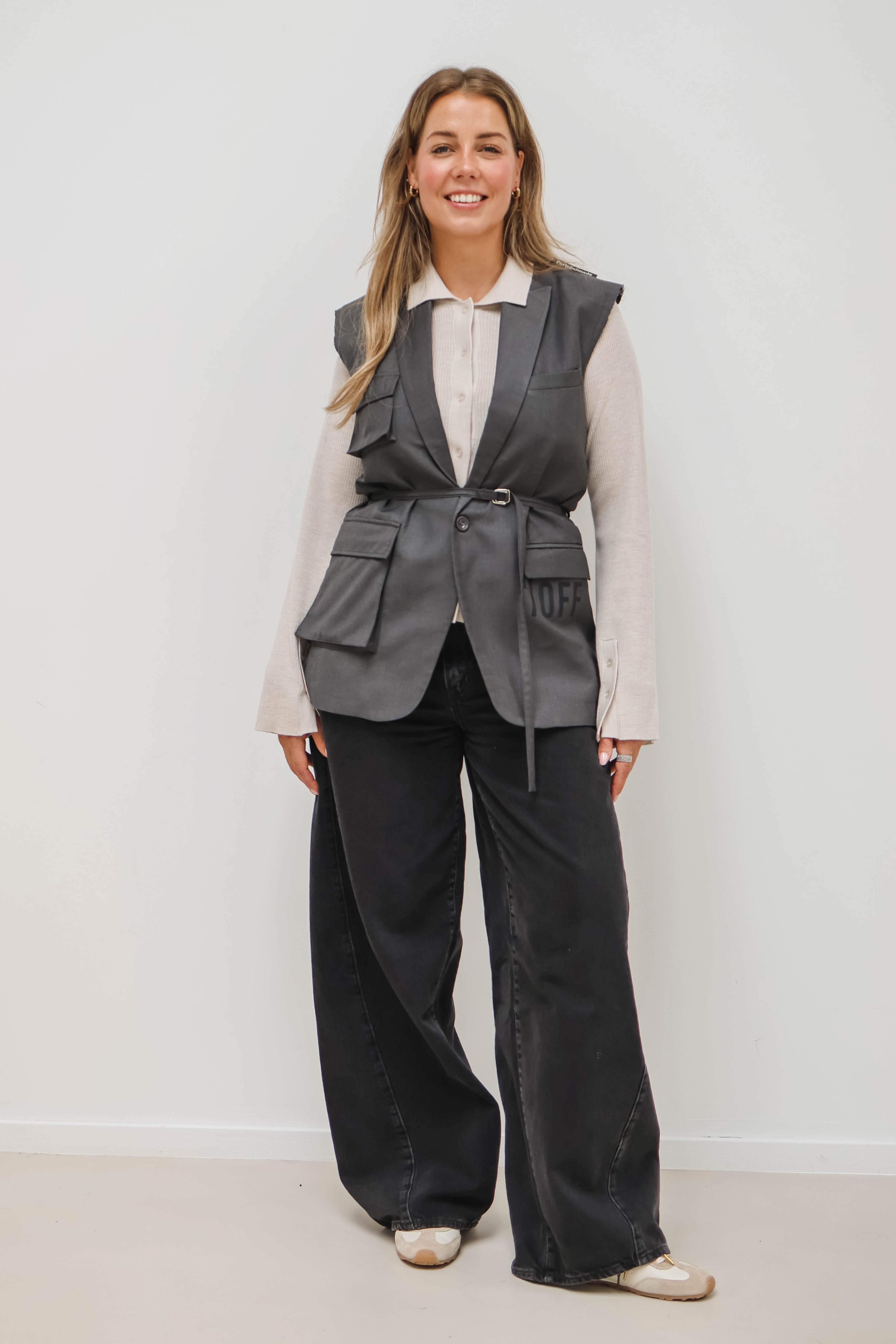 1/OFF Dames Blazer Beige 2