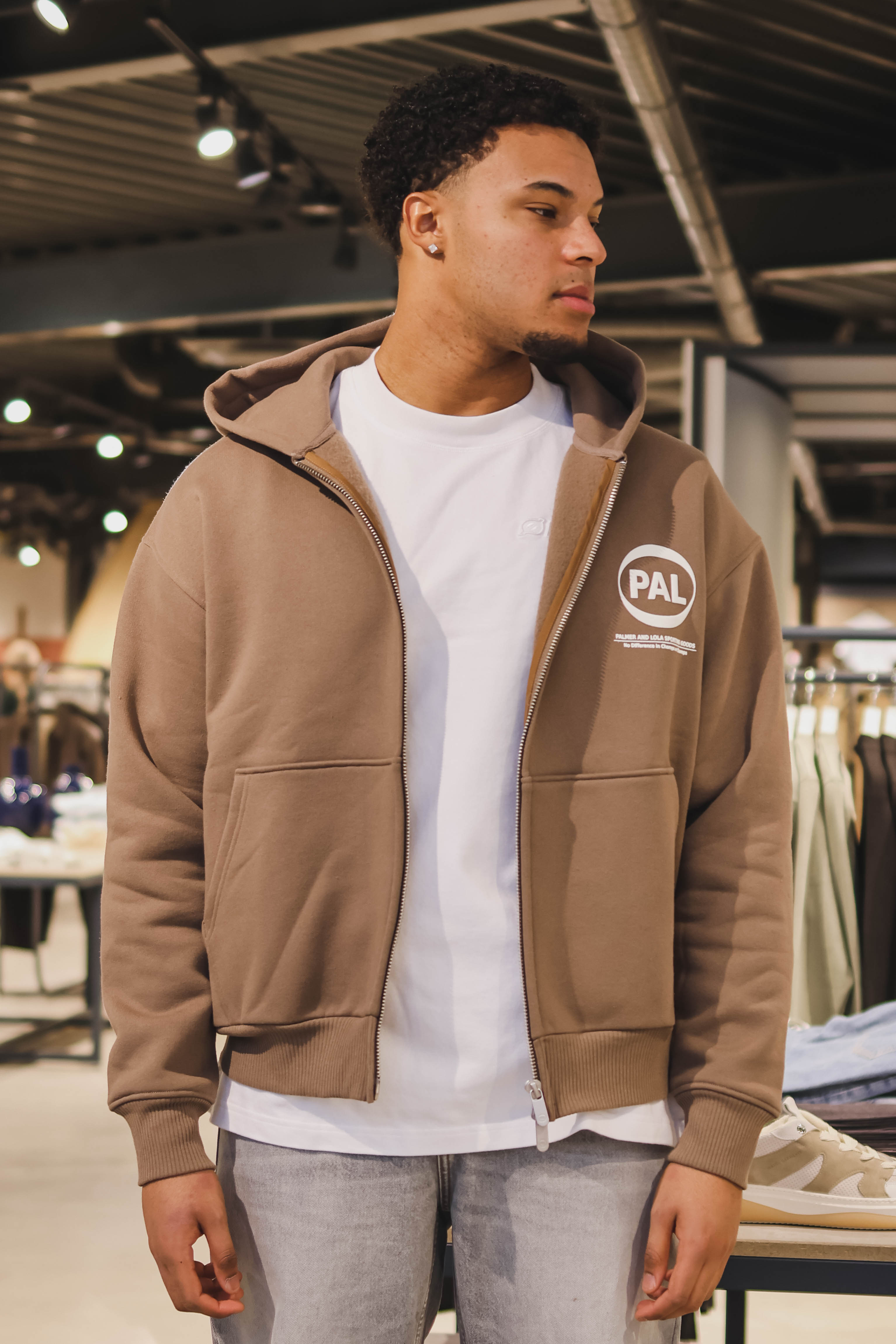PAL Sporting Goods Heren Vest Beige 1