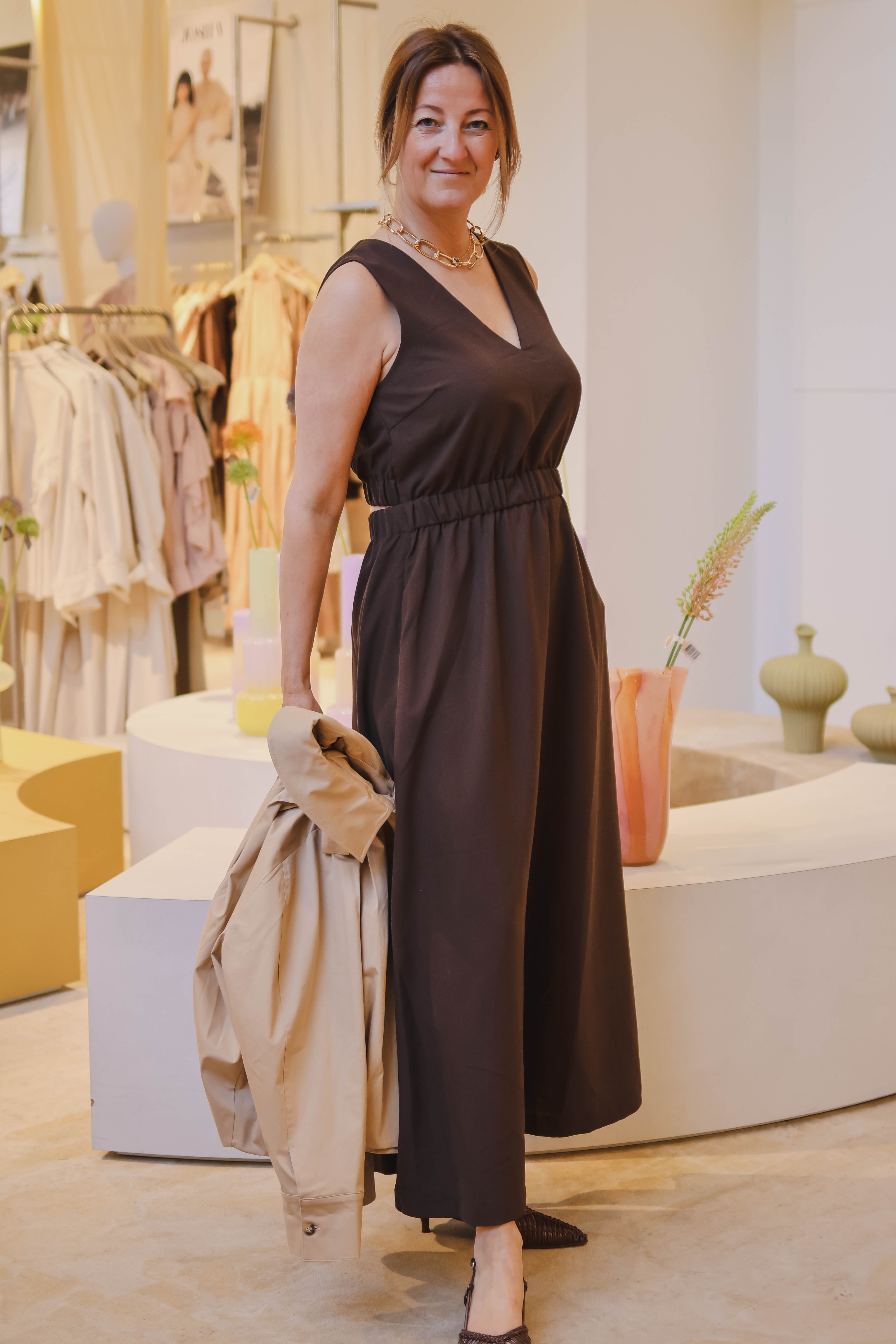 Aimee The Label Dames Jurk Bruin 2